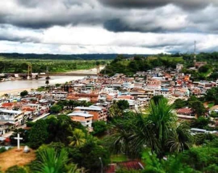 Hospedaje Independencia Pucallpa Exteriér fotografie