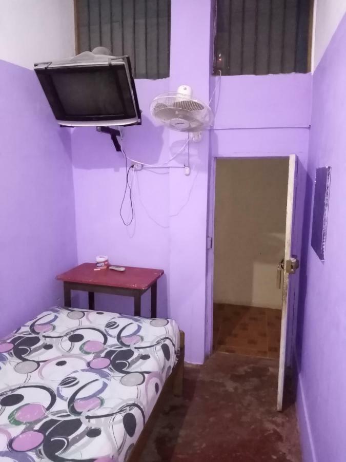 Hospedaje Independencia Pucallpa Exteriér fotografie